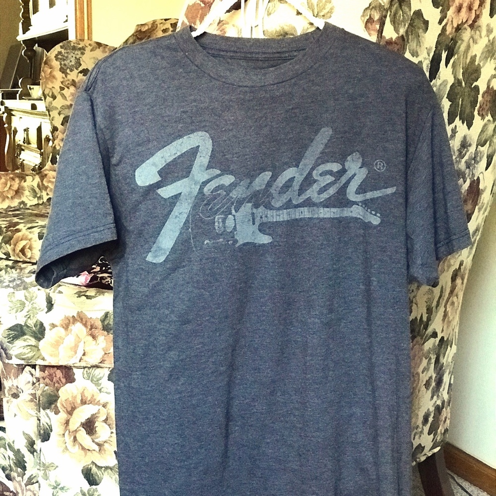 Guitar Graphic Tee (Fender)